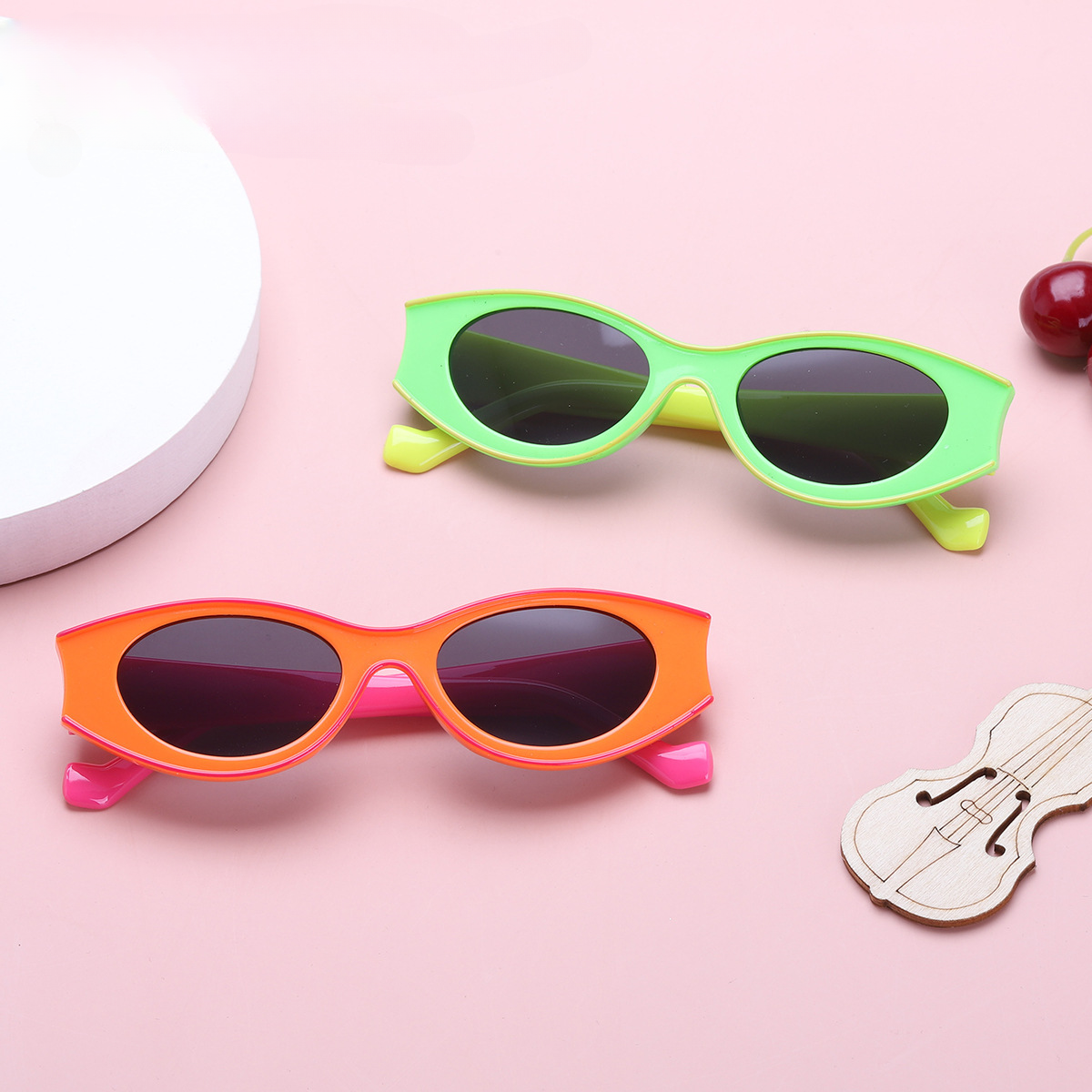 Wholesale Concave Frame Oval Kids Sunglasses