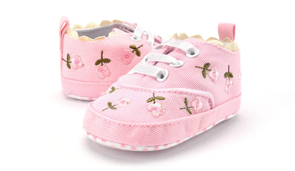Floral Embroidered Baby Girl Soft Shoes