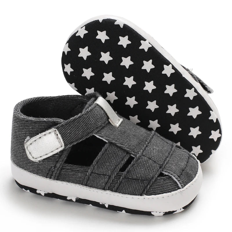 Fashionable Canvas Baby Shoes: Stylish First Walking Shoes