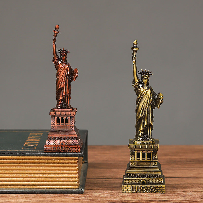 Alloy Handicraft Statue  Liberty Model Ornament