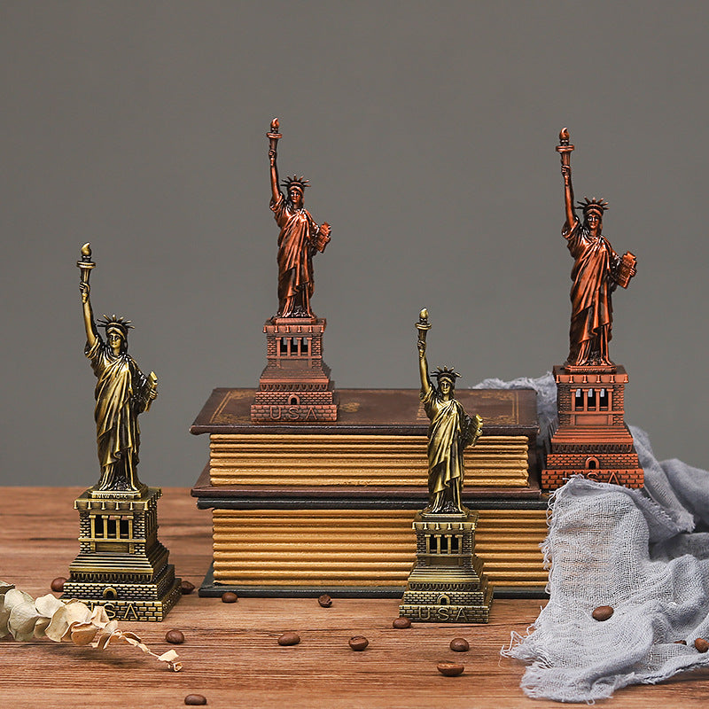 Alloy Handicraft Statue  Liberty Model Ornament