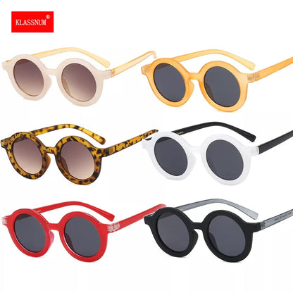Retro Round Sunglasses / Eyewear