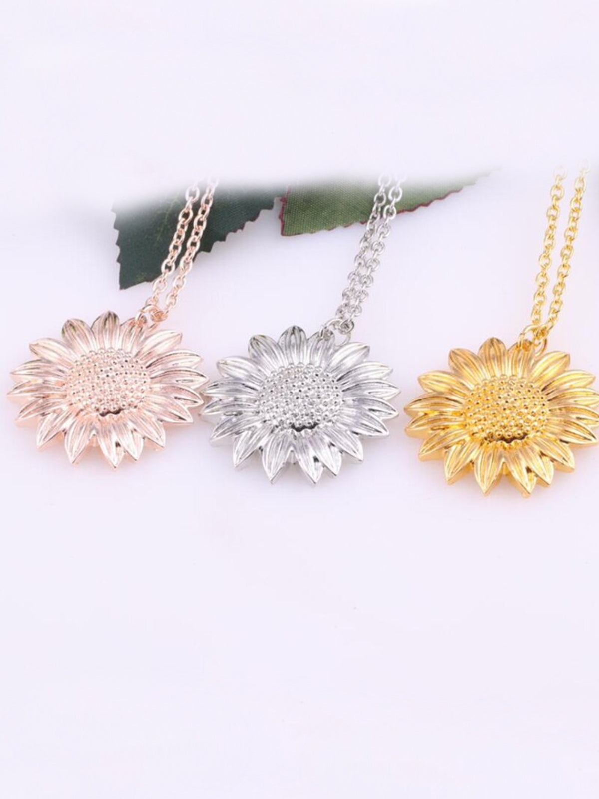 In Full Bloom Sunflower Pendant Necklace