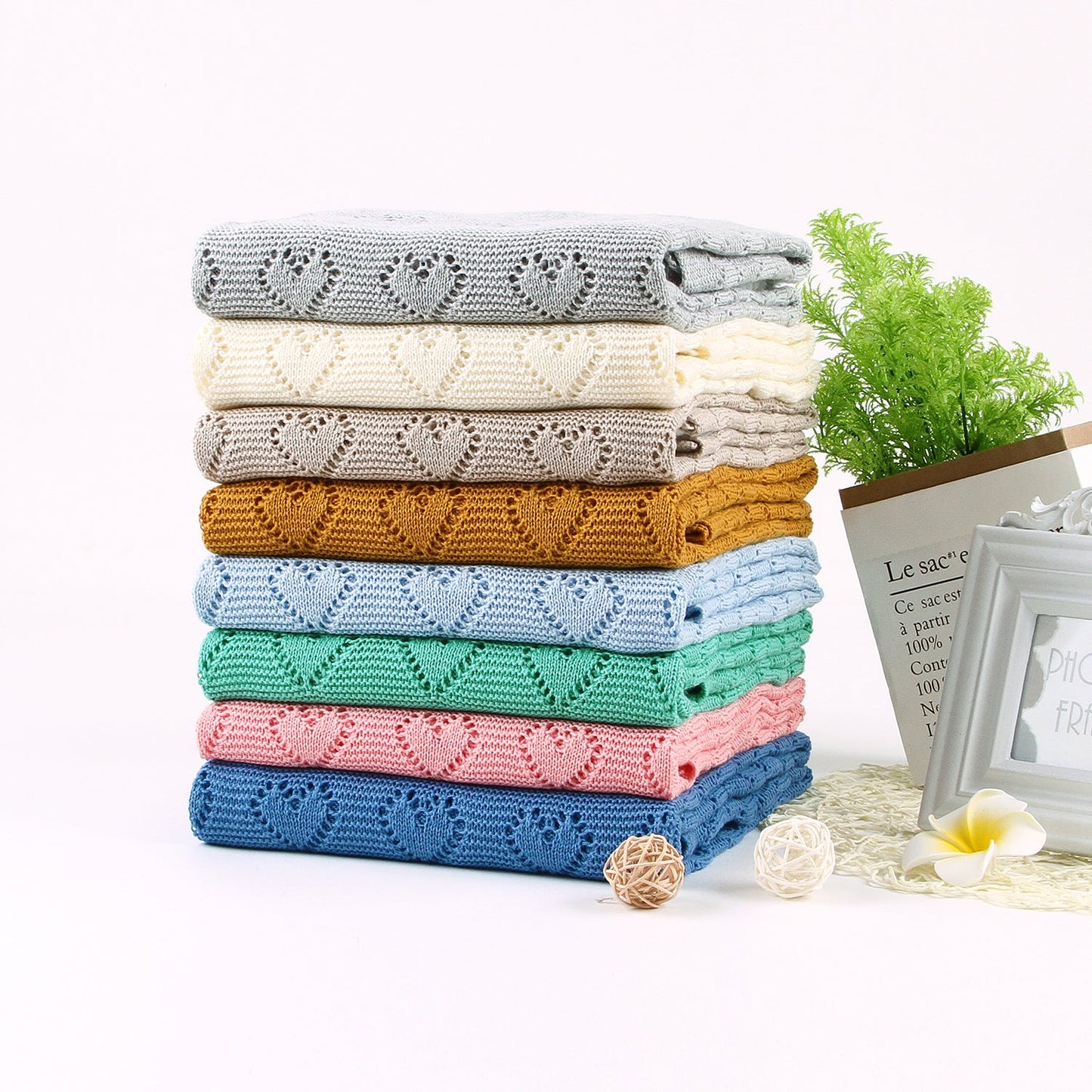 Baby Blanket Love Hollow Hug Blanket Baby Windproof Cover