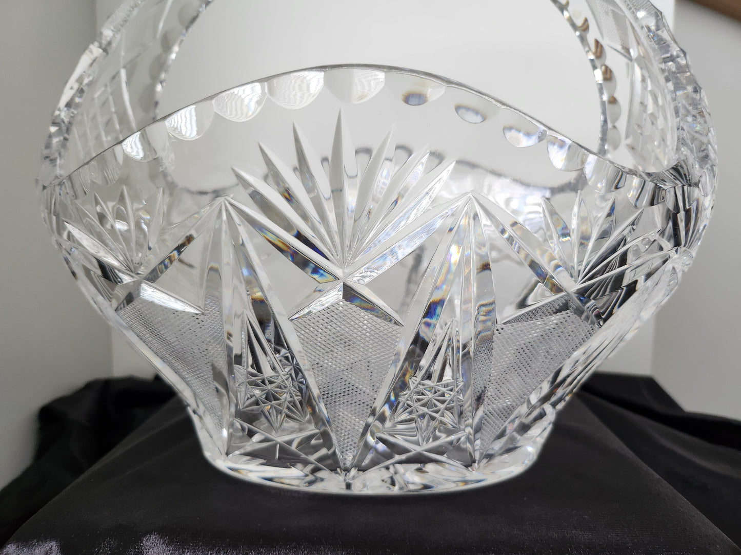 Heavy Diamond Cut Crystal Basket