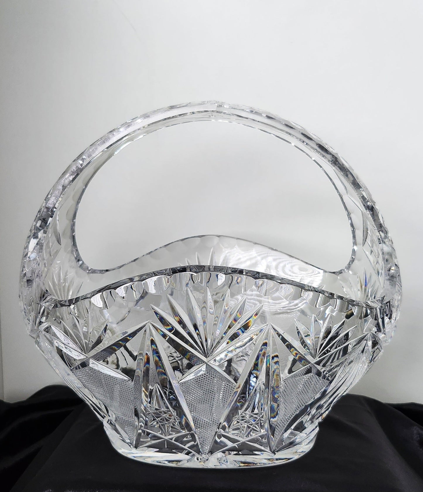 Heavy Diamond Cut Crystal Basket