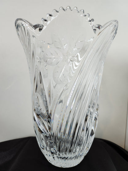 Large Polina Saw-Tooth Edge Crystal Vase