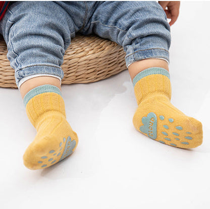 Unisex Fruit Rainbow Star Accessories Socks