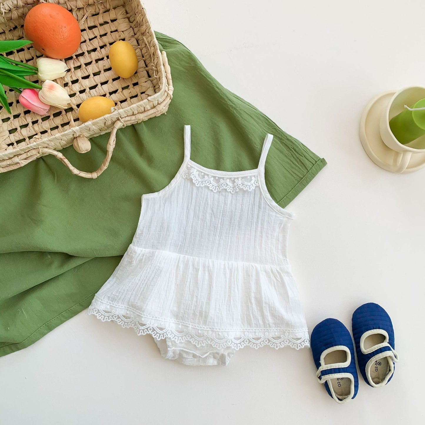 Baby Girls Solid Color Lace Rompers And Headwear