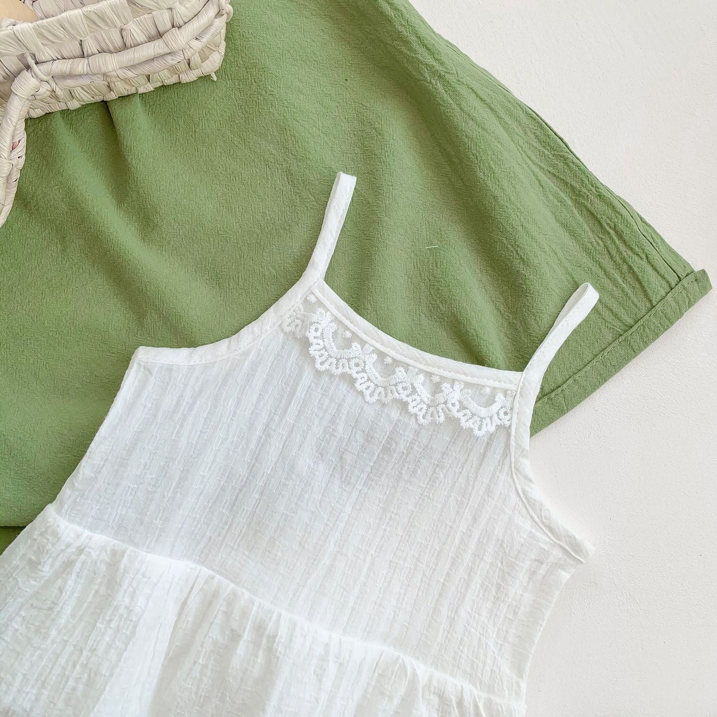 Baby Girls Solid Color Lace Rompers And Headwear