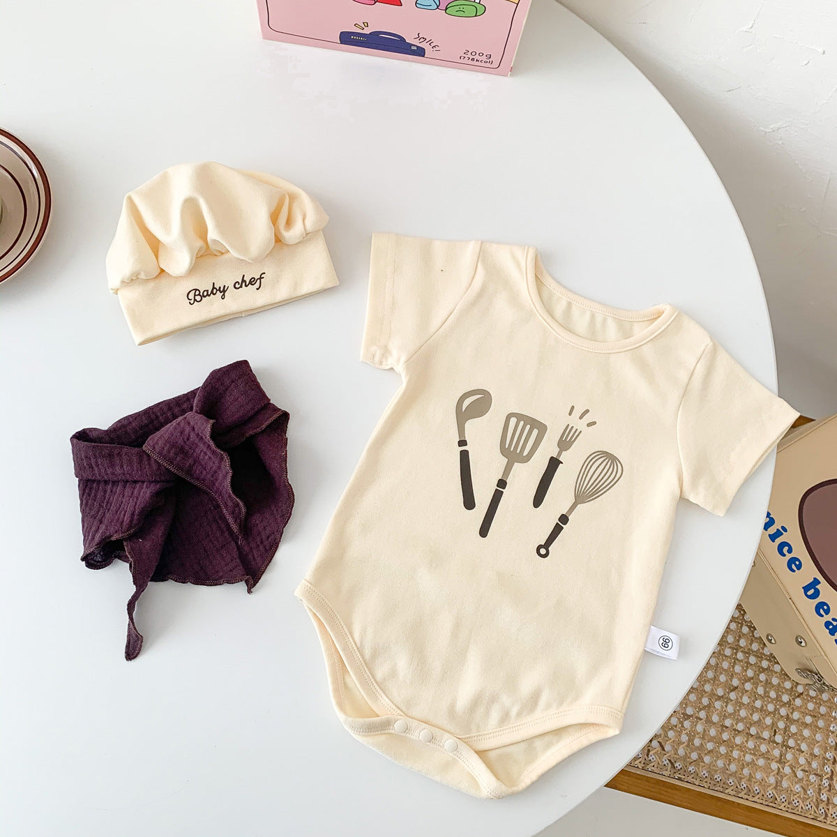 Baby Girls Boys Letters Checked Cartoon Print Rompers Baby Bibs Accessories Hats Wholesale 220518425