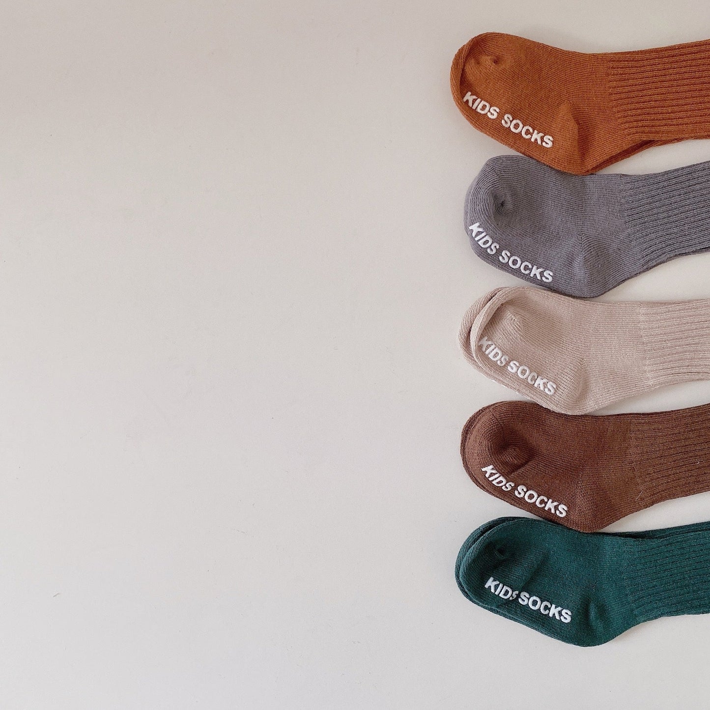 Unisex Letters Accessories Socks Wholesale 220616124