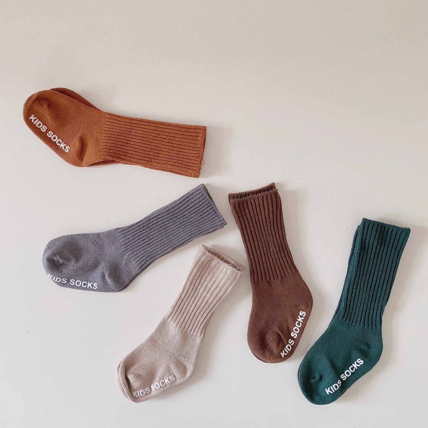 Unisex Letters Accessories Socks Wholesale 220616124