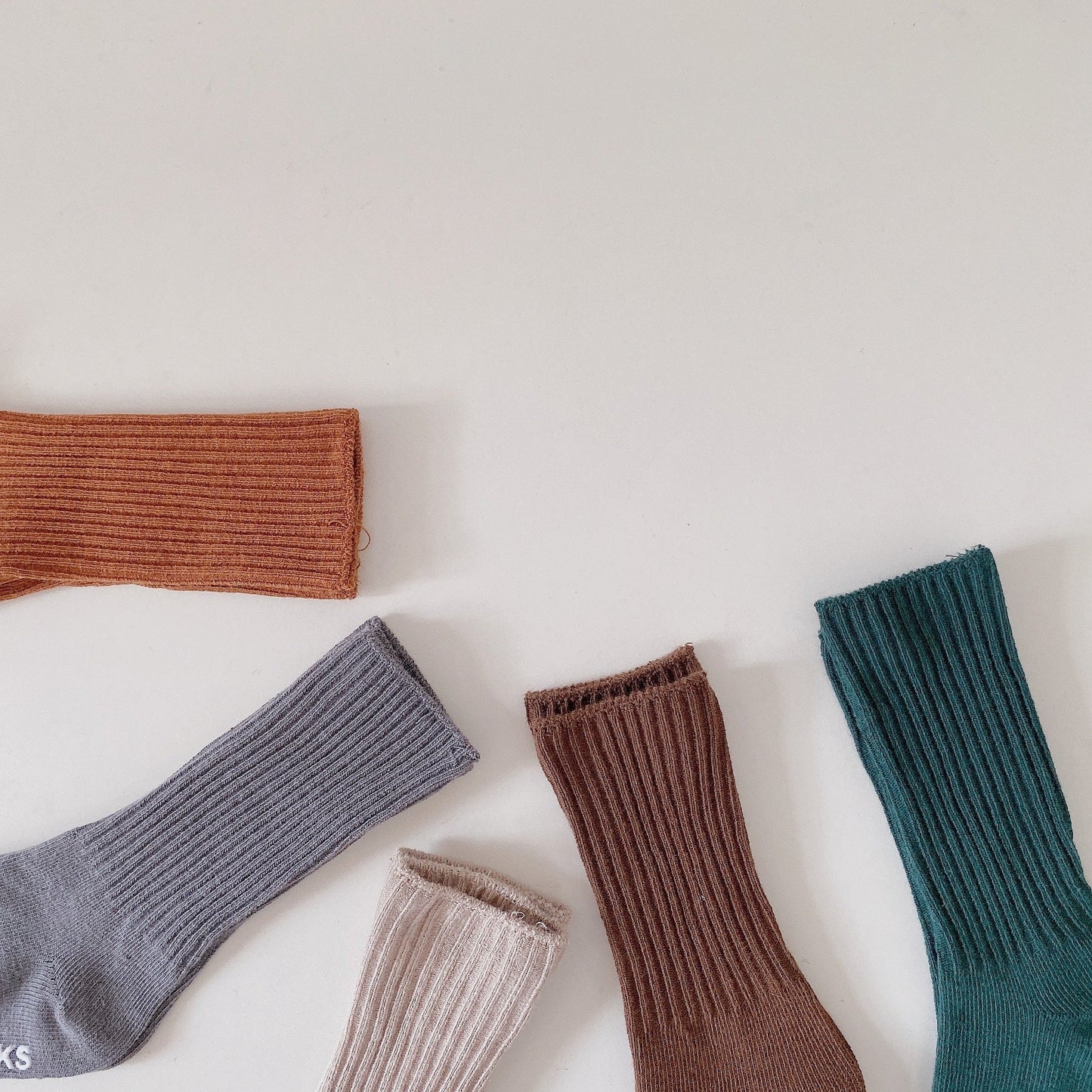 Unisex Letters Accessories Socks Wholesale 220616124