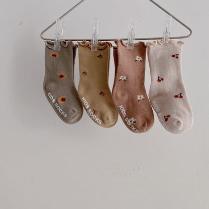 4 Pairs Girls Letters Print Accessories Socks