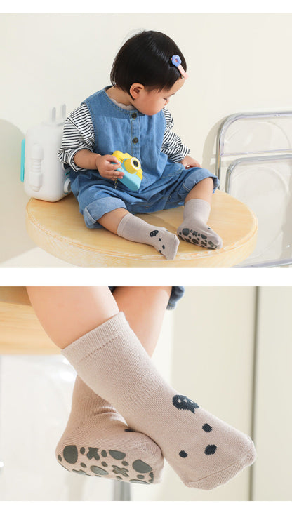 Unisex Cartoon Accessories Socks