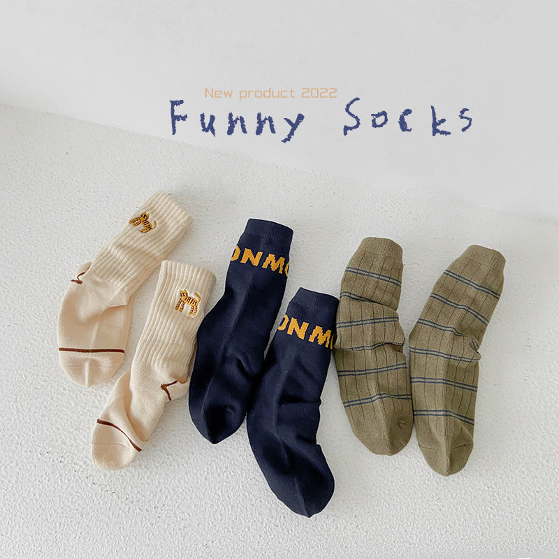 Unisex Letters Checked Cartoon Embroidered Accessories Socks Wholesale 230114317