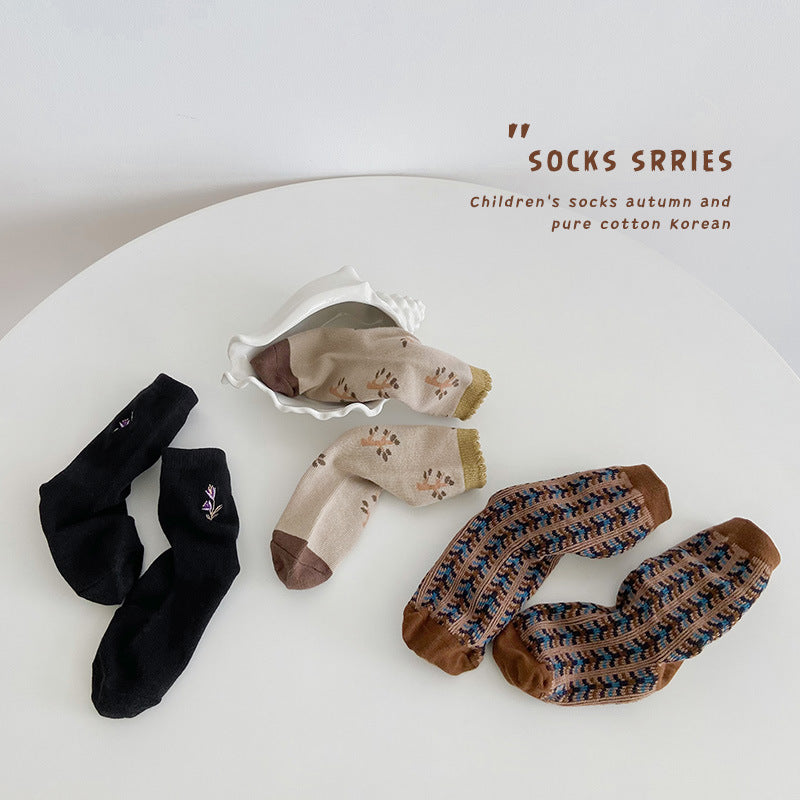 Unisex Plant Embroidered Print Accessories Socks Wholesale 230114353