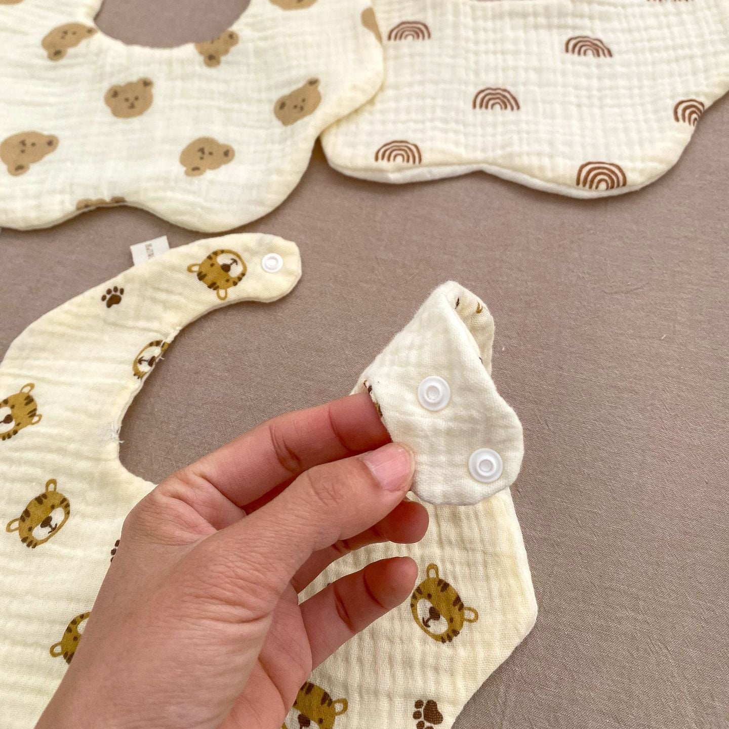 Baby Girls Boys Cartoon Print Baby Bibs Wholesale