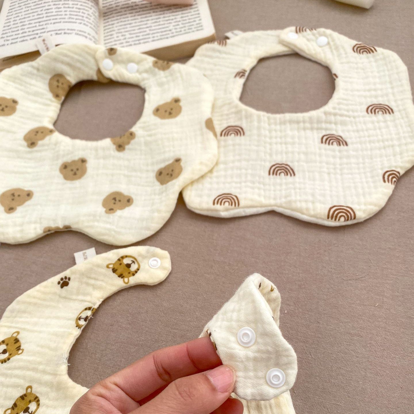 Baby Girls Boys Cartoon Print Baby Bibs Wholesale