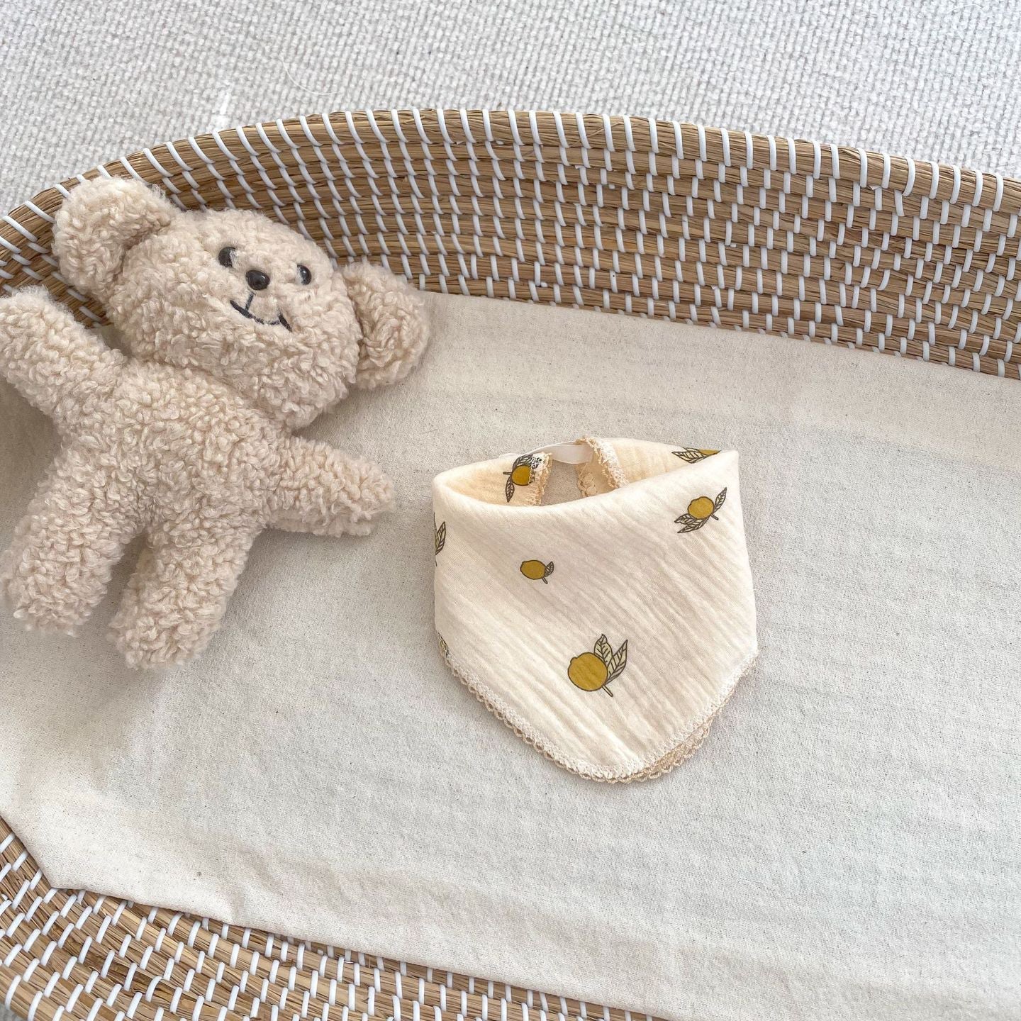 Baby Unisex Cartoon Print Baby Bibs Wholesale