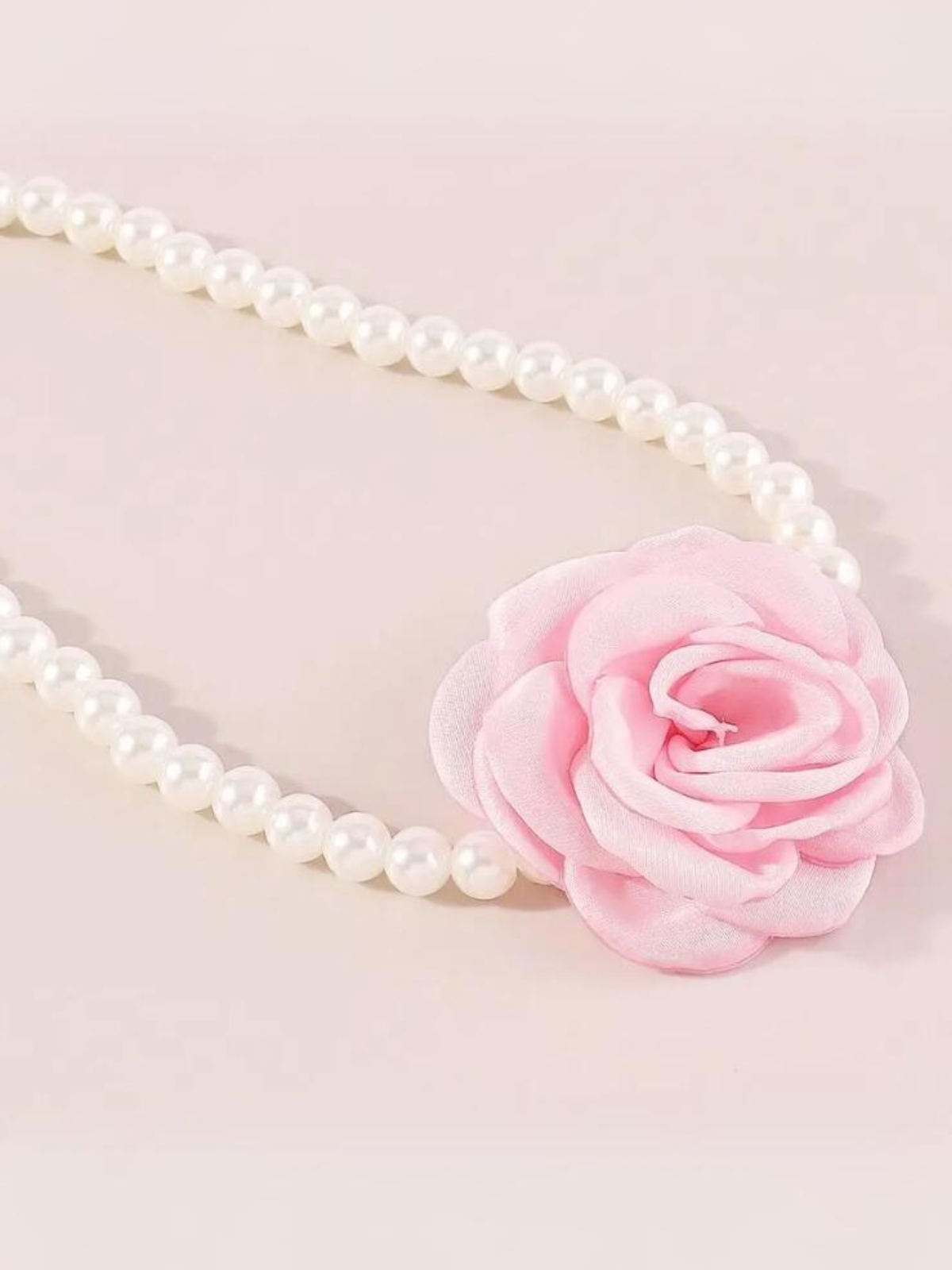 All Dressed Up Rose Pearl Choker Necklace