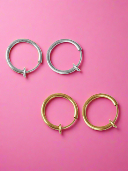 Confident Pout 2-Piece Clip-On Lip Hoop Ring