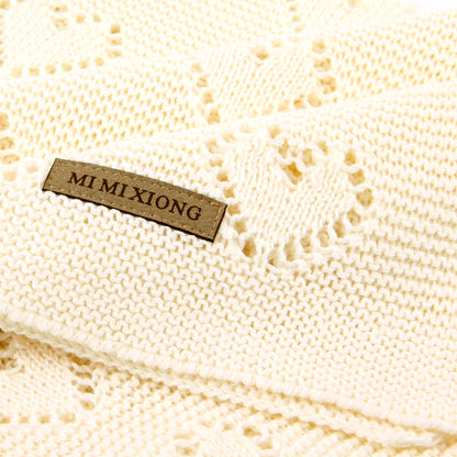 Baby Blanket Love Hollow Hug Blanket Baby Windproof Cover