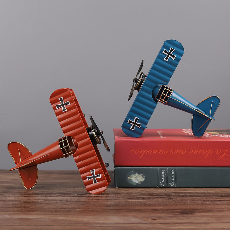European Iron Art Plane Model Ornament