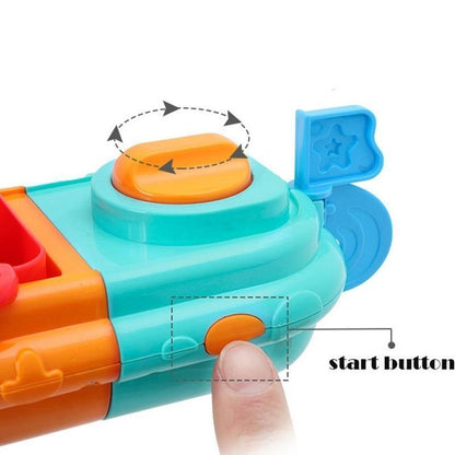 Fun&Games Bath Boat Water Squirt Toy