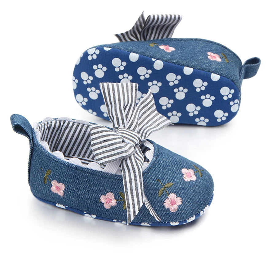 White Lace Floral Baby Girl Shoes