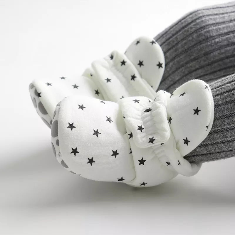 Newborn Baby First Walkers - Soft Anti-slip Crib Shoes