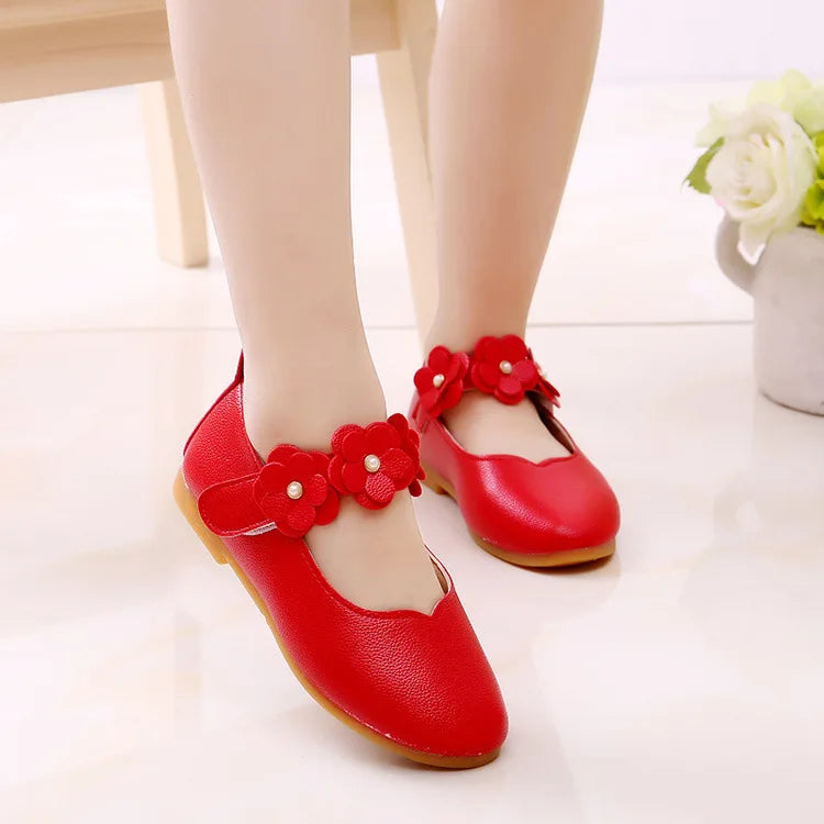 Girls Princess Leather Sandals: Elegant White Shoes for Weddings, School, and Fashion