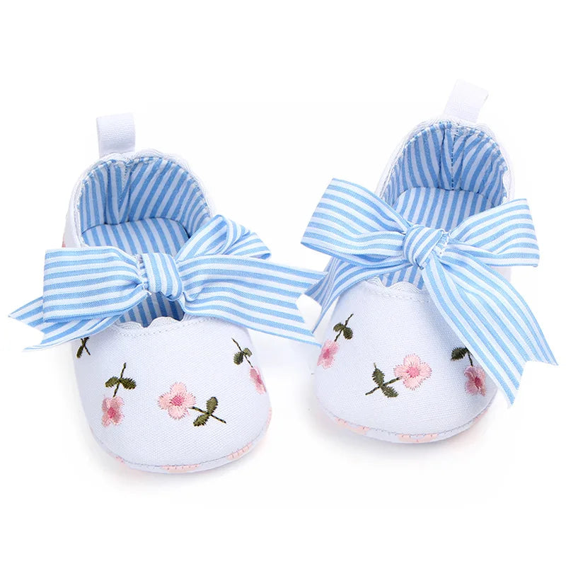 Floral Embroidered Baby Girl Soft Shoes