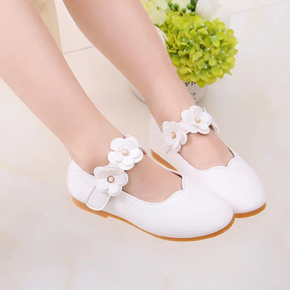 Girls Princess Leather Sandals: Elegant White Shoes for Weddings, School, and Fashion