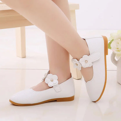 Girls Princess Leather Sandals: Elegant White Shoes for Weddings, School, and Fashion