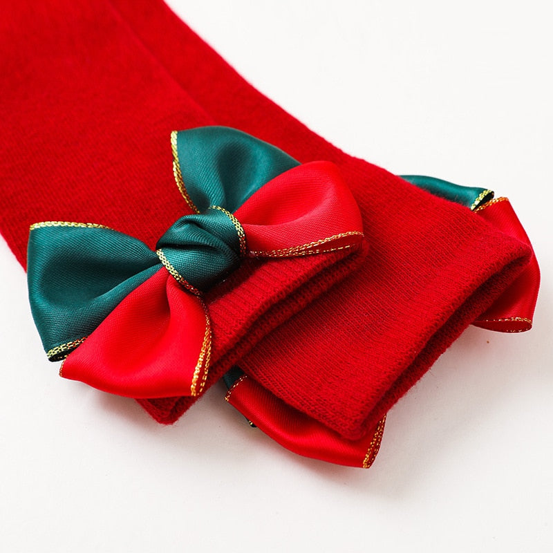 Big Bow Has Knee High Long Socks For Girls