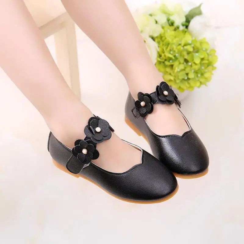 Girls Princess Leather Sandals: Elegant White Shoes for Weddings, School, and Fashion