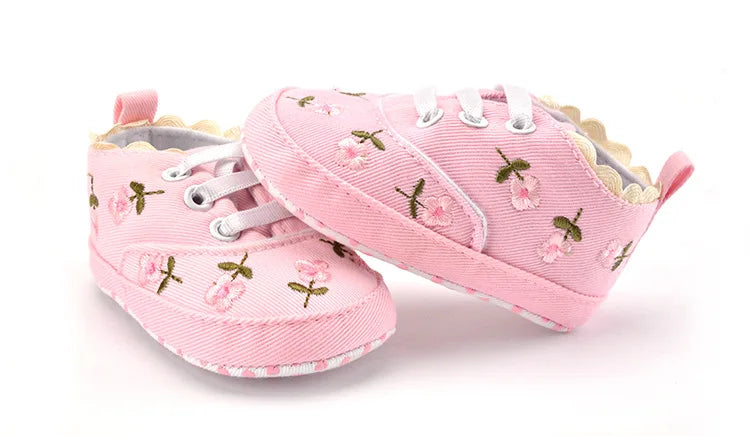 Floral Embroidered Baby Girl Soft Shoes