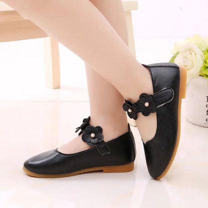Girls Princess Leather Sandals: Elegant White Shoes for Weddings, School, and Fashion
