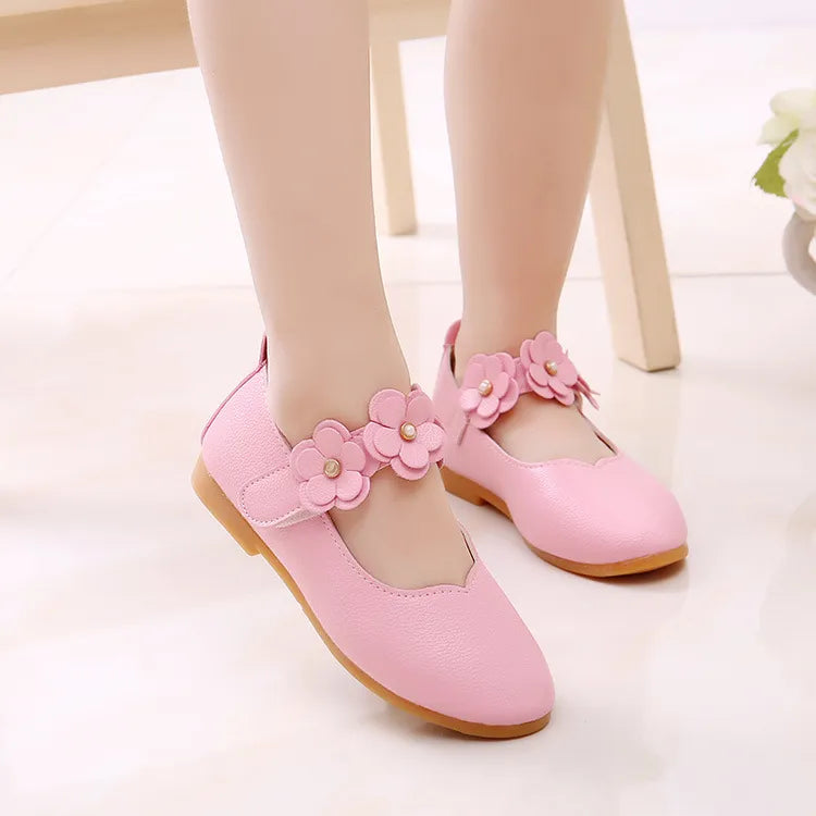 Girls Princess Leather Sandals: Elegant White Shoes for Weddings, School, and Fashion
