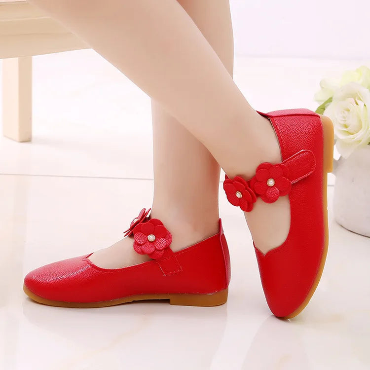 Girls Princess Leather Sandals: Elegant White Shoes for Weddings, School, and Fashion