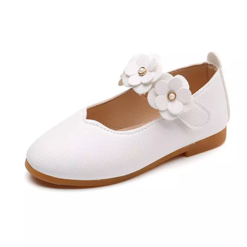 Girls Princess Leather Sandals: Elegant White Shoes for Weddings, School, and Fashion