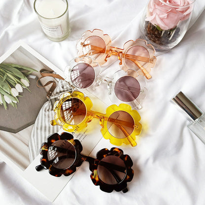 Cute Kids Flower Sunglasses / Eyewear