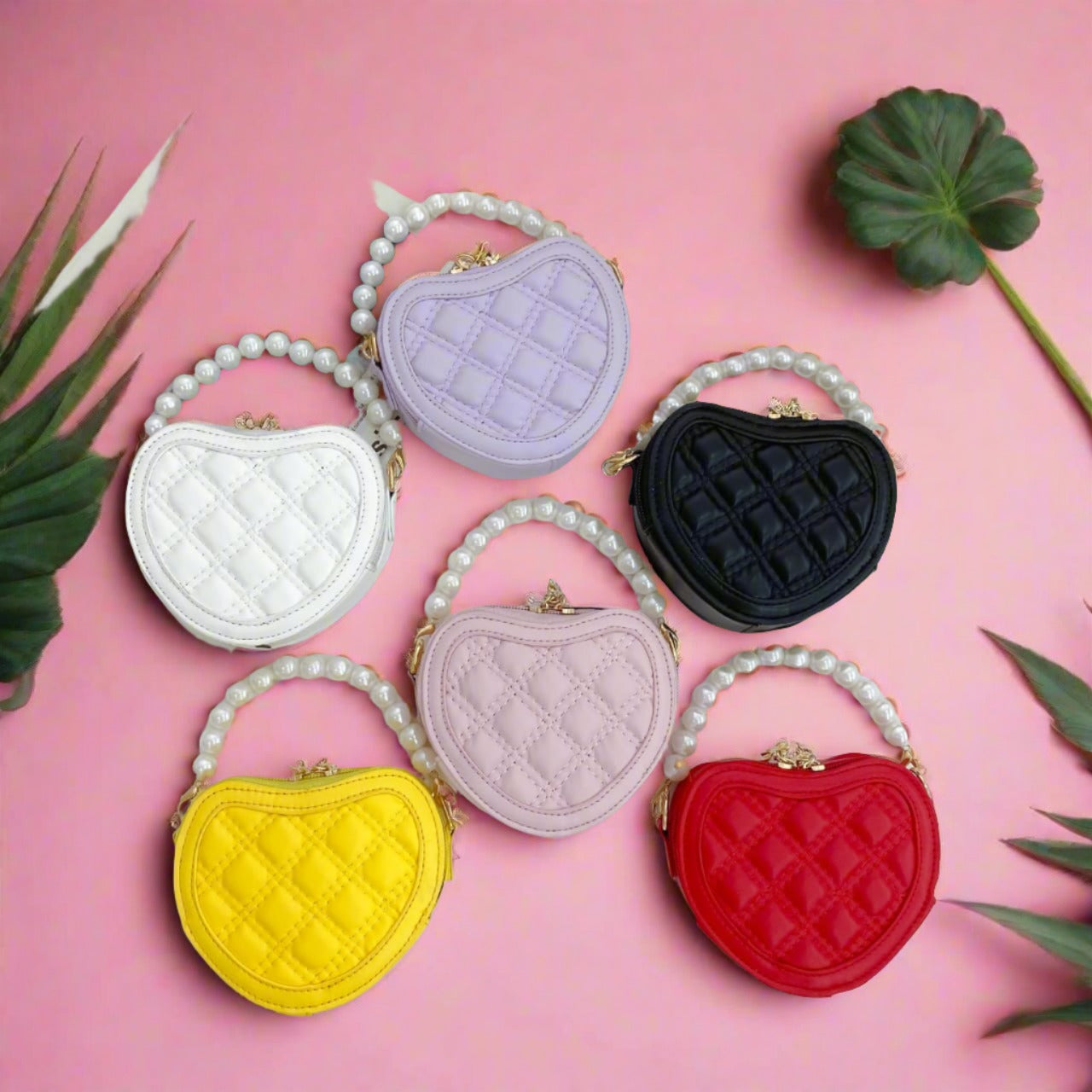 Belle Heart-Shaped Crossbody Girls' Mini Bag.