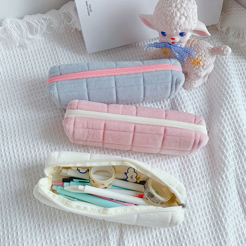 Large Capacity Plush Pen Bags