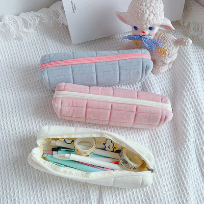 Large Capacity Plush Pen Bags
