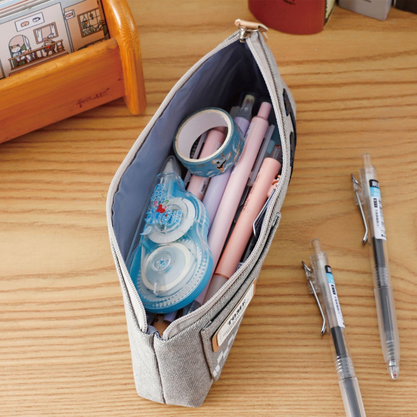High-capacity Zipper Canvas Pencil Case