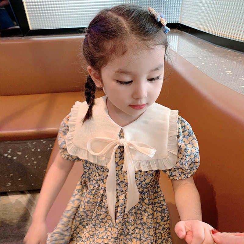 Wholesale 2023 Girls Summer Floral Dresses Parent-child Dresses