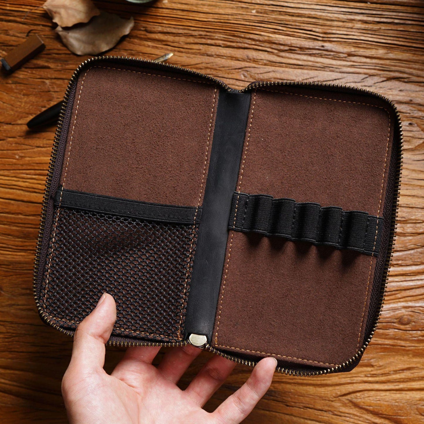 First Layer Cowhide Vintage Zipper Pen Storage Bag